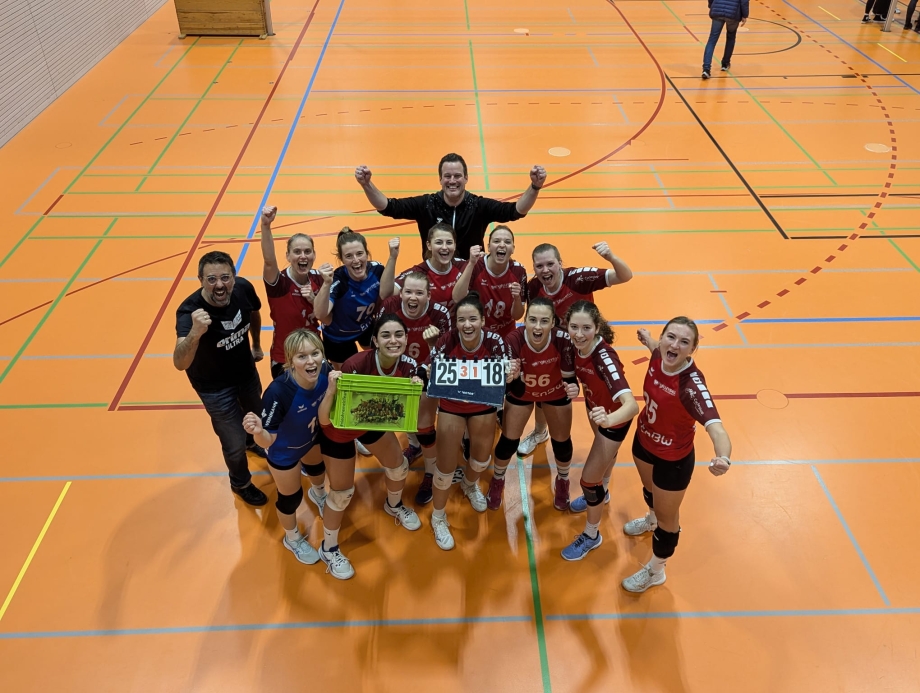 Damen 1 holen 6 Punkte in heimischer Halle