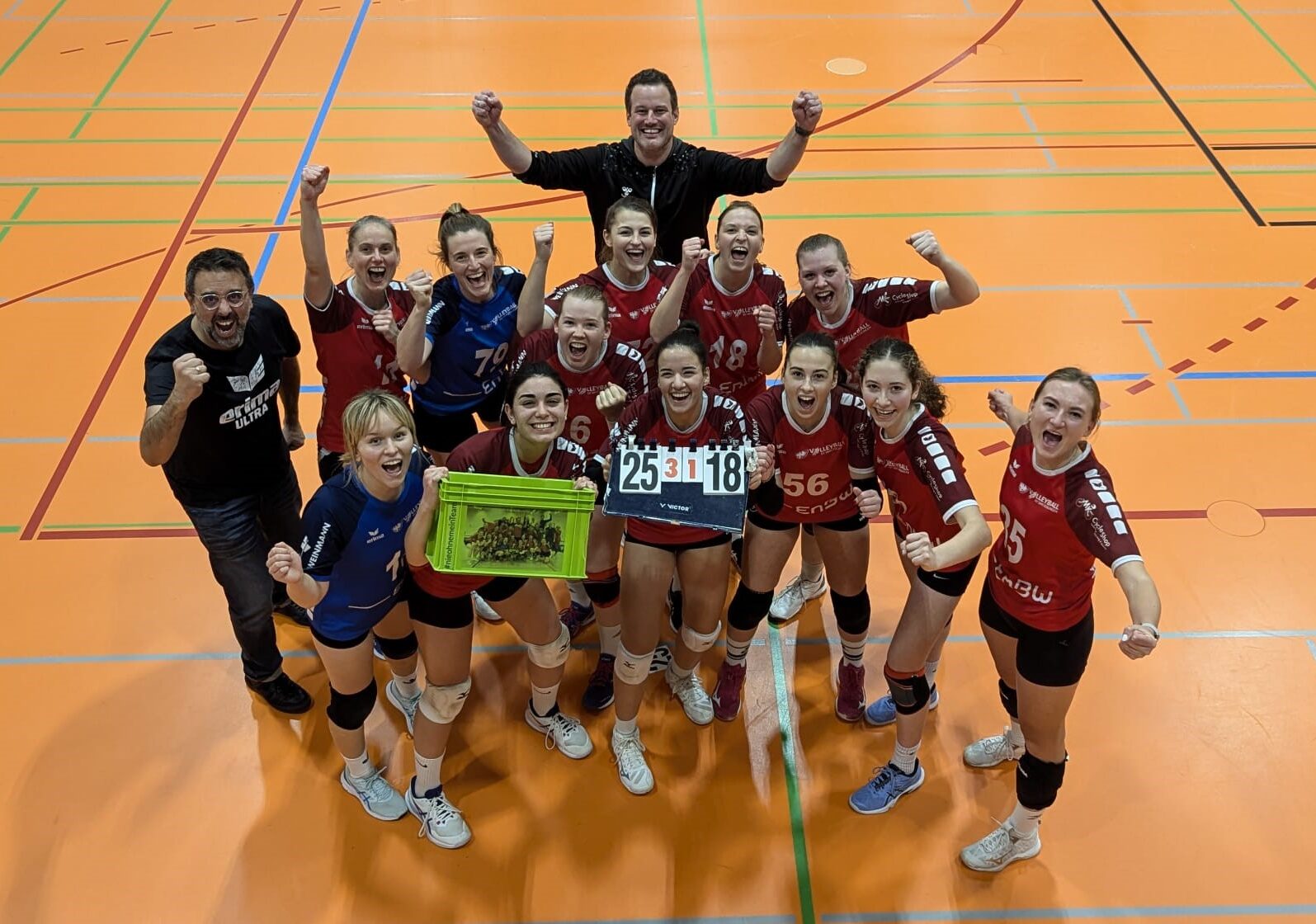 Damen 1 holen 6 Punkte in heimischer Halle